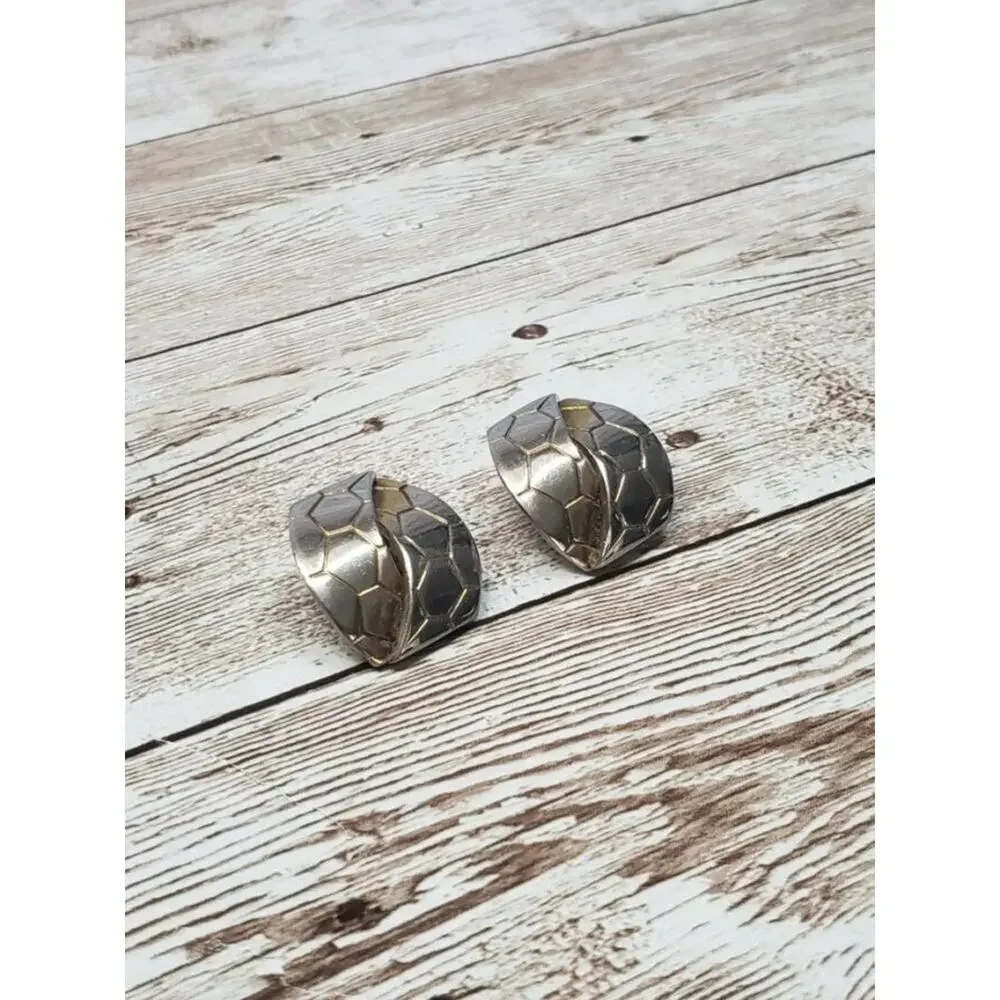 Vintage Trifari Clip On Earrings with Scale Pattern